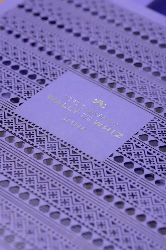 Laatikko Wally and W